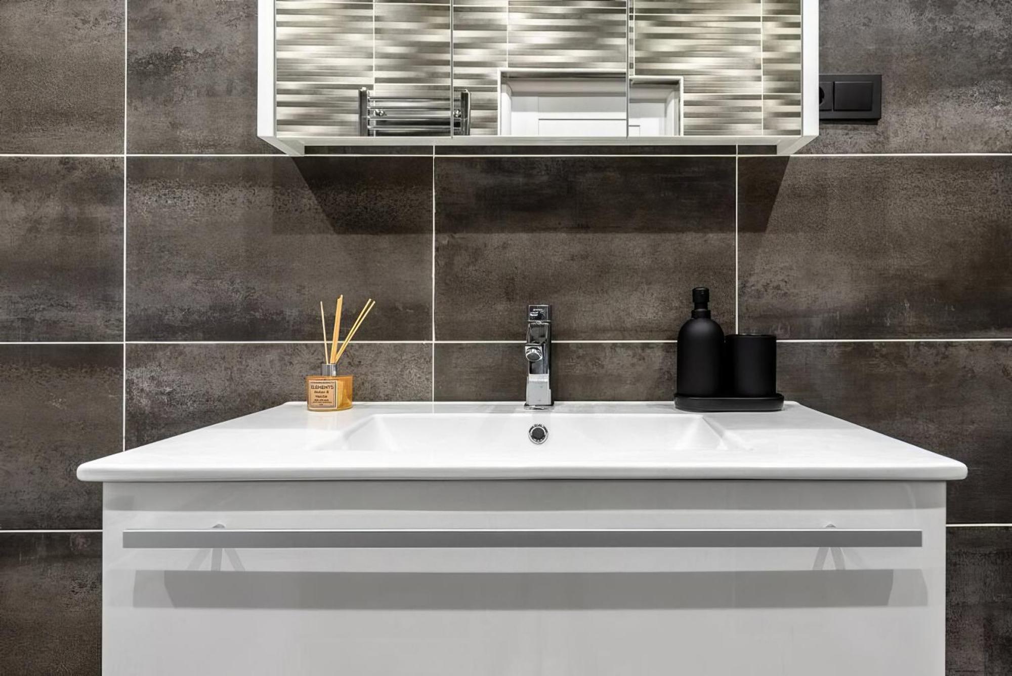 Center Pearl 2Br Wifi Easy-Check-In Διαμέρισμα Κλαϊπέντα Εξωτερικό φωτογραφία
